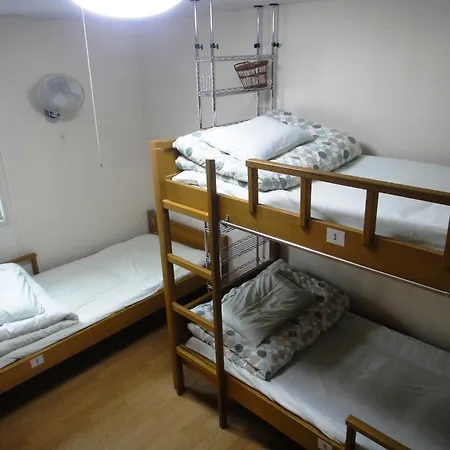 Backpackers Hostel Ino'S Place Sapporo Room photo